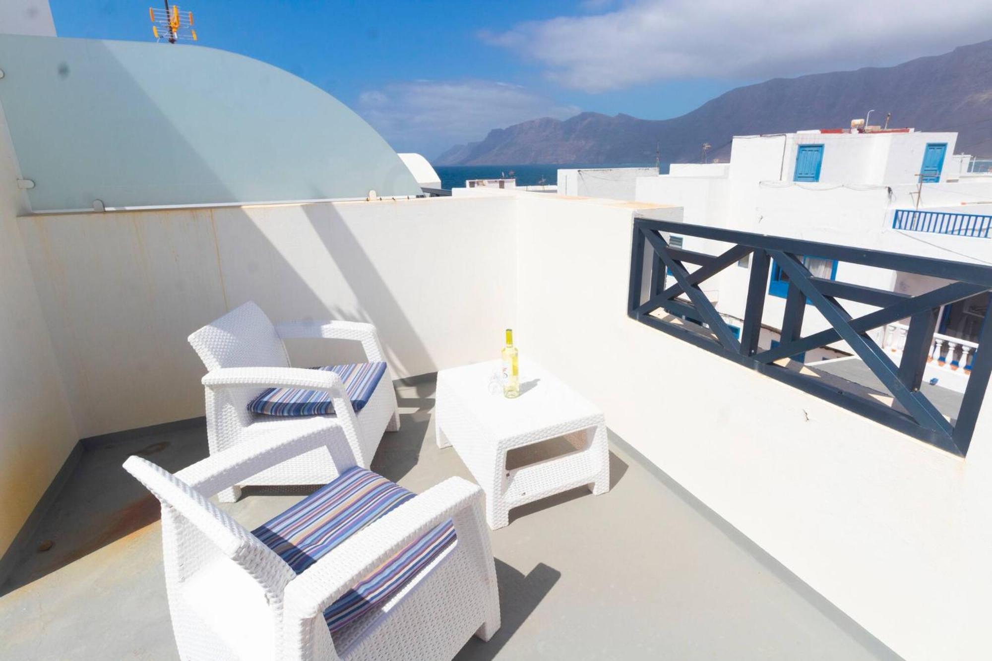 Casa Bianca Caleta De Famara Hotel Bagian luar foto