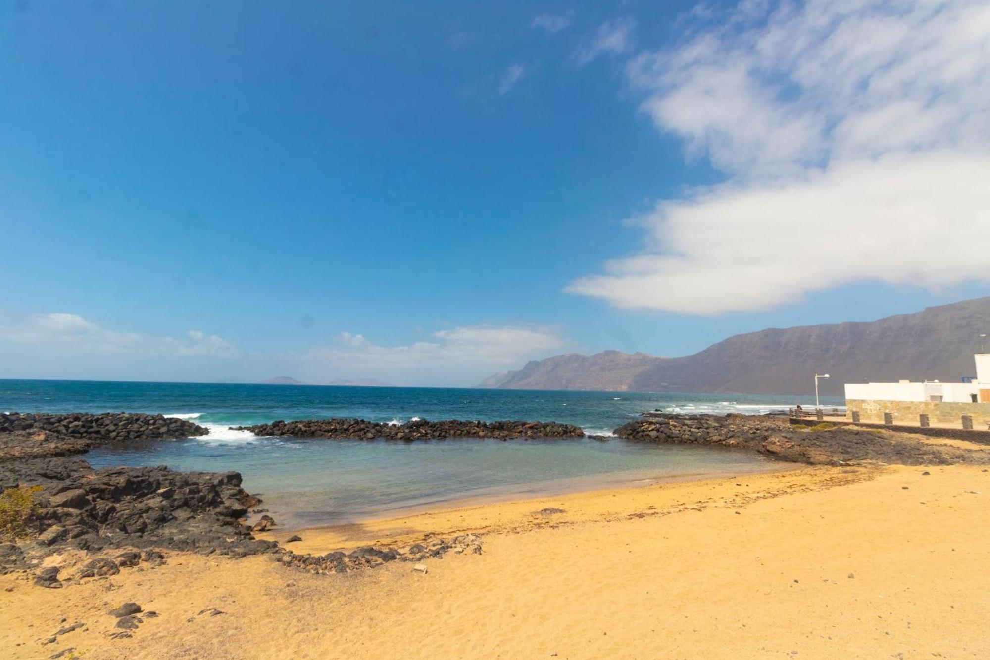 Casa Bianca Caleta De Famara Hotel Bagian luar foto